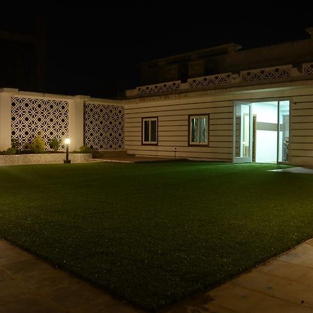 Blue Bay Resort Puri Exterior photo
