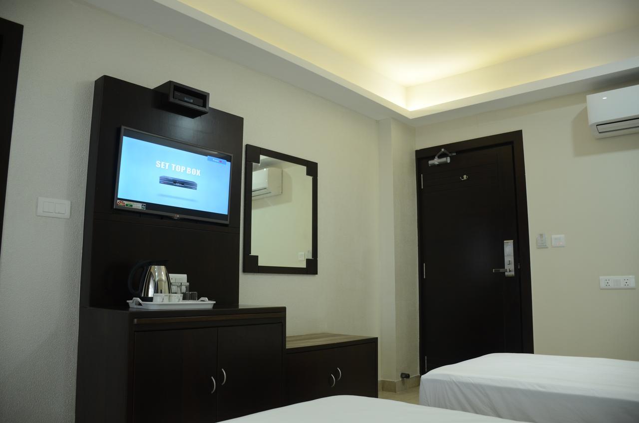 Blue Bay Resort Puri Exterior photo
