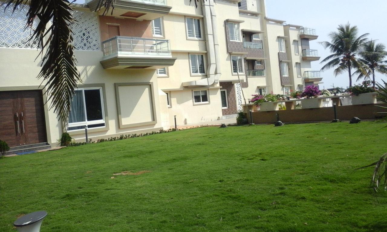 Blue Bay Resort Puri Exterior photo